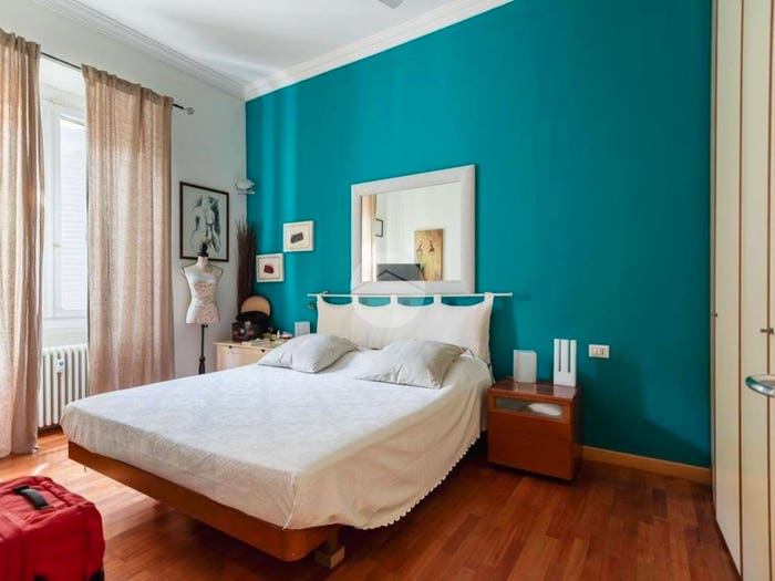 Appartamento trilocale in vendita in Via Valtellina, Isola, Milano
