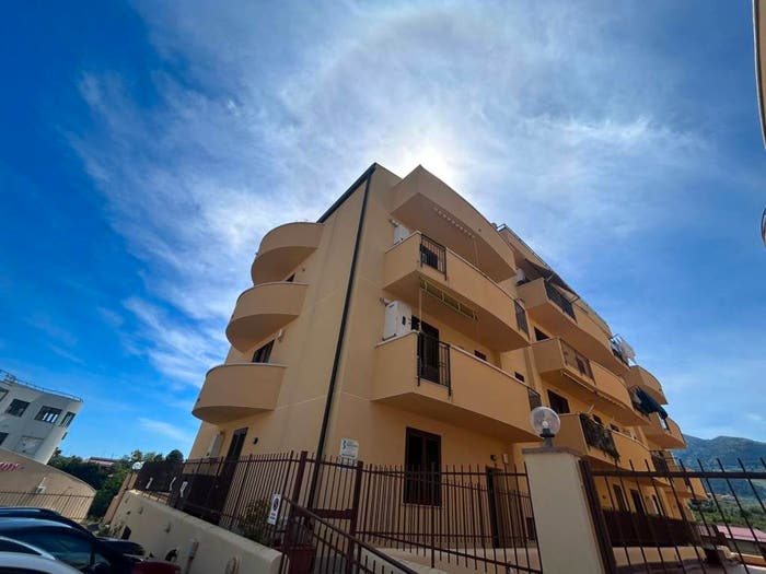Appartamento con 5 locali in vendita in Via Caduti di Nassiriya, Centro, Altavilla Milicia