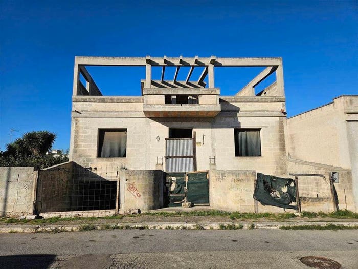 Casa con 5 locali in vendita in Via Giorgio Amendola SNC, Mesagne