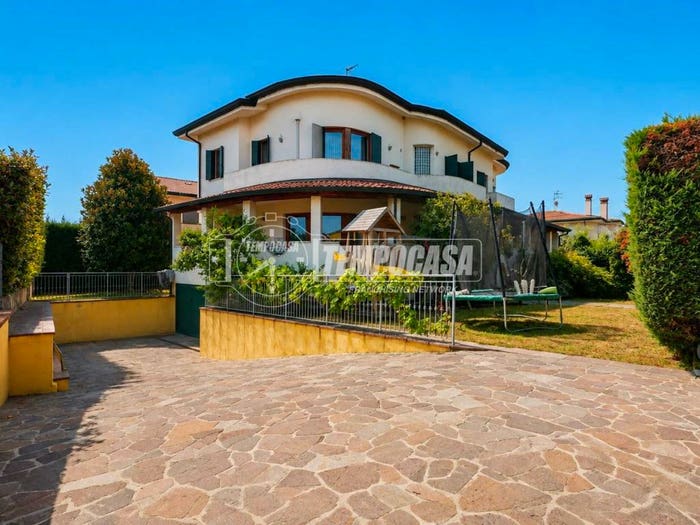 Appartamento trilocale in vendita in Valli, Chioggia