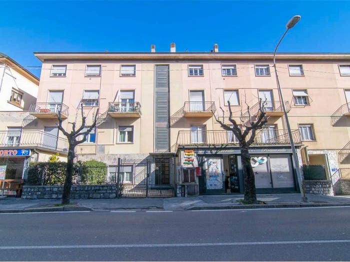 Appartamento bilocale in vendita in Via Alessandro Verza, Canzo