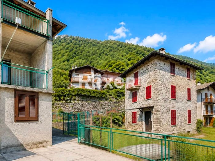 Appartamento quadrilocale in vendita in via per Ciappanico, Torre di Santa Maria