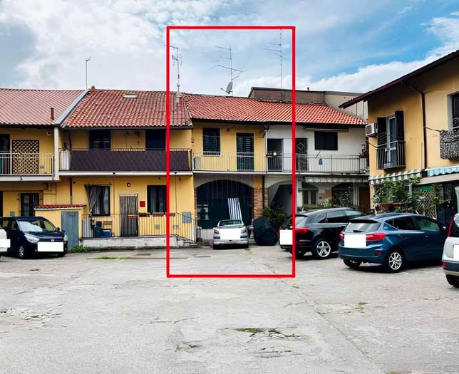 Appartamento trilocale in vendita in Via marchese fagnani, Gerenzano