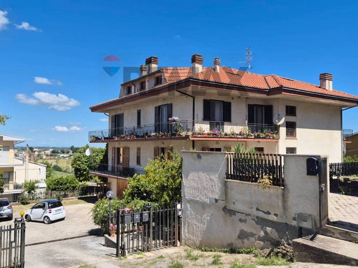 Casa con 6 locali in vendita in Via Benedetto Croce, Centro, Castel Frentano