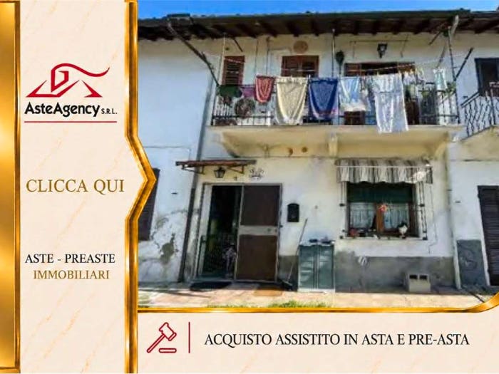 Casa quadrilocale in vendita in Vicolo Giuseppe Garibaldi, Nicorvo