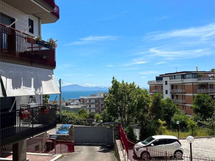 Appartamento con 5 locali in vendita in Formia