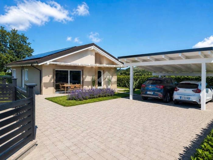 Casa con 5 locali in vendita in Via Trasimeno, Centro, Romagnano Sesia