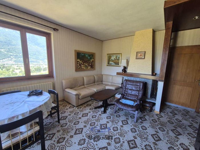 Appartamento trilocale in vendita in Via Sirta, Cosio Centro Piagno, Cosio Valtellino