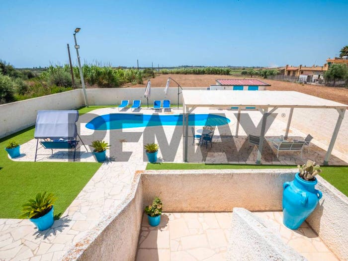 Casa con 6 locali in vendita in Contrada Burgio Fontanelle, Noto