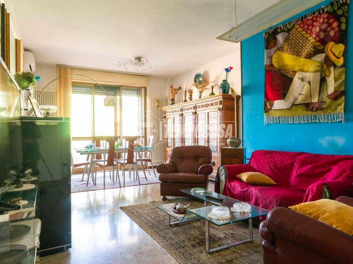 Appartamento quadrilocale in vendita in Via degli Oleandri, Vallato San Lazzaro, Fano