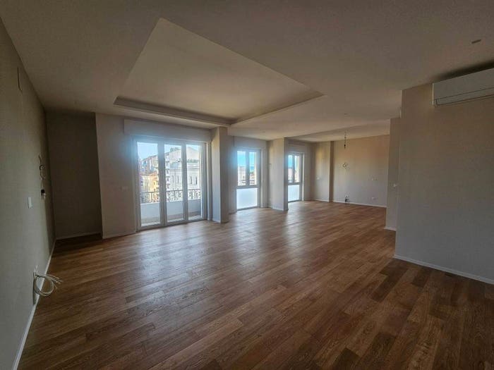 Appartamento quadrilocale in vendita in Piazza del Sacro Cuore, Stazione Centrale Corso Vittorio, Pescara