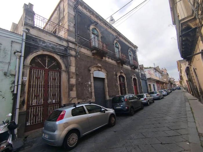 Casa con 6 locali in vendita in Via Vittorio Emanuele Iii, Ospedale Sciarelle Aci Platani, Acireale