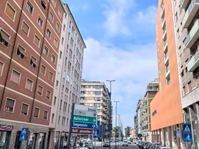 Casa con 5 locali in vendita in Via Genova, Clinica Piacenza, Piacenza