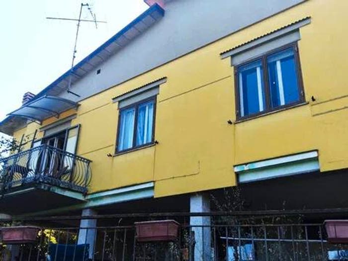 Casa con 6 locali in vendita in Sp, Centro, Carro