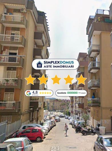 Appartamento trilocale in vendita in Via Nicola Romeo, Fuorigrotta, Napoli
