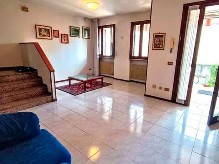 Casa con 6 locali in vendita in Via Verdi No Number, Centro, Quinto di Treviso