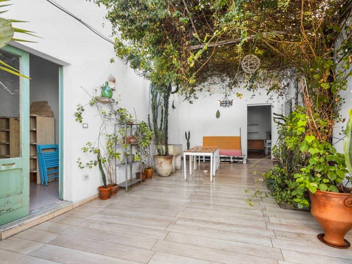 Casa con 6 locali in vendita in Via San Nicola, Martignano