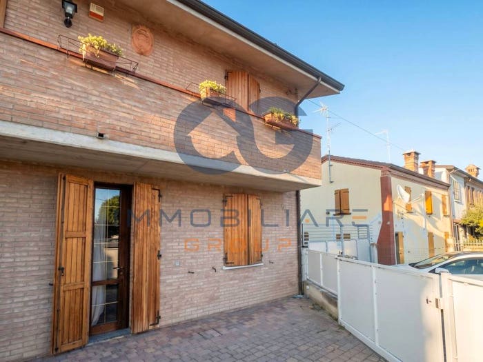 Casa con 5 locali in vendita in Via Cento, Centro, Vigarano Mainarda