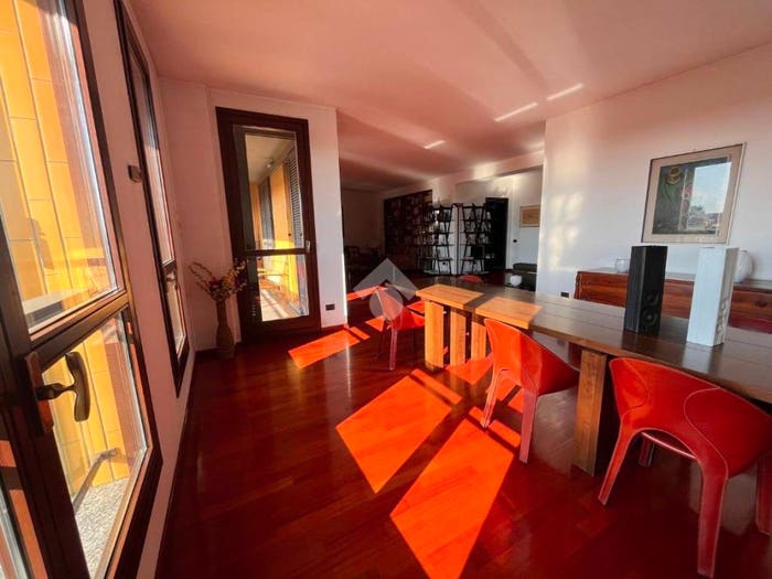 Appartamento trilocale in vendita in Via Carlo Vittadini, Bocconi, Milano