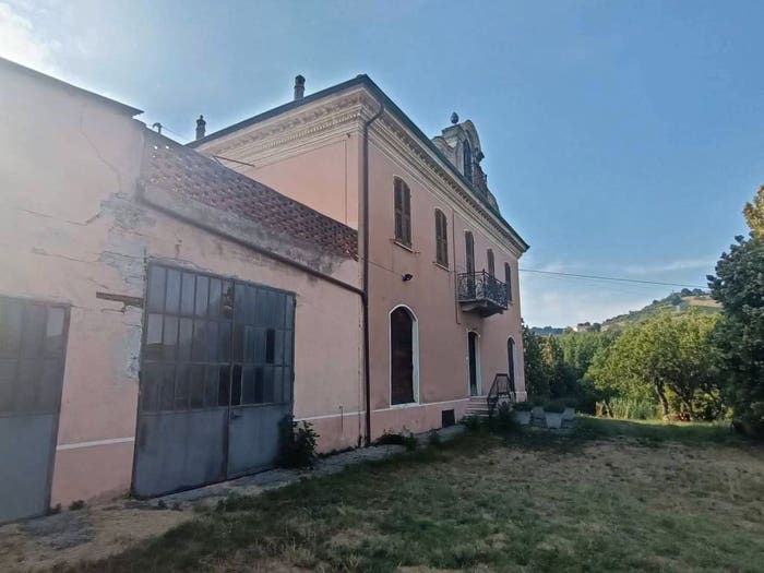 Casa con 6 locali in vendita in Via Savona, Stazione Mombaruzzo, Mombaruzzo