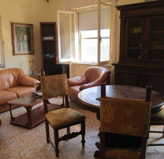 Appartamento con 6 locali in vendita in Via Pascucci, Albinia, Orbetello
