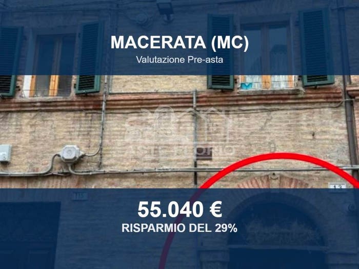 Appartamento trilocale in vendita in Via Gioberti, Centro, Macerata