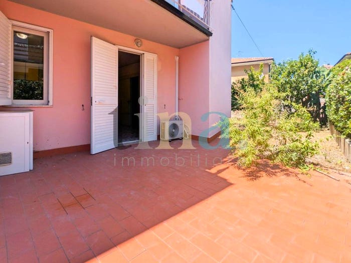 Appartamento trilocale in vendita in Via del Ferraccio, Marina di Cecina, Cecina