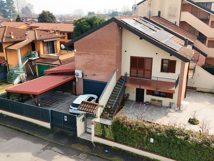 Casa con 5 locali in vendita in Via Cardinale Ildefonso Schuster, Pasturago, Vernate