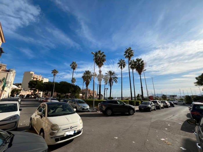 Appartamento quadrilocale in vendita in Piazza Acquasanta, Acquasanta, Palermo