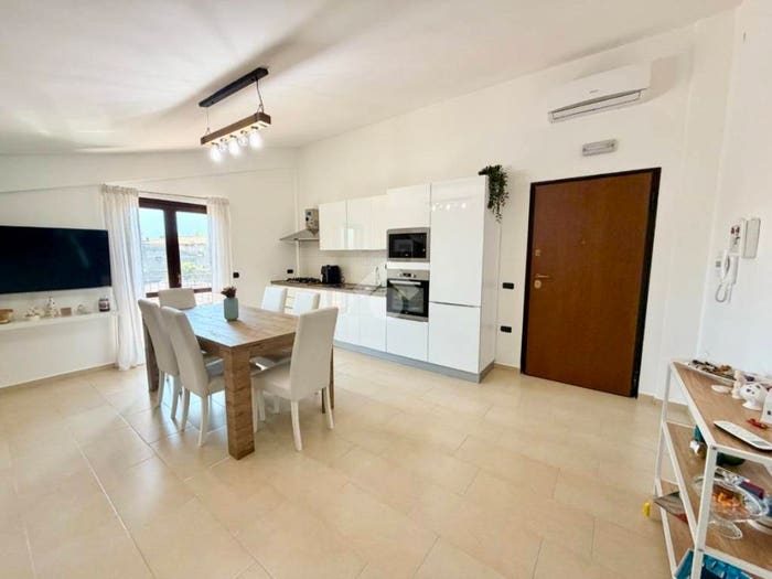Appartamento trilocale in vendita in Via Circumvallazione Nord, Rotondi