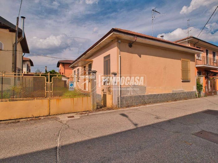 Casa trilocale in vendita in Via Chiara Beldì, Centro, San Pietro Mosezzo