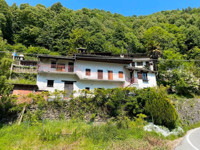 Casa quadrilocale in vendita in Borgata Cortili, Pramollo