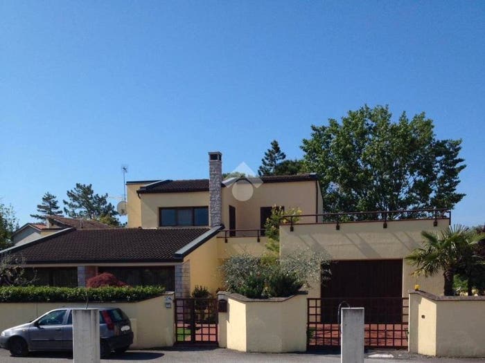Casa con 6 locali in vendita in Via S Elisabetta, Centro, Cannara
