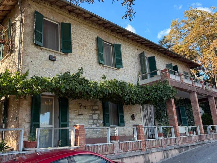 Casa con 6 locali in vendita in Via Buchignano, Buchignano, Corciano