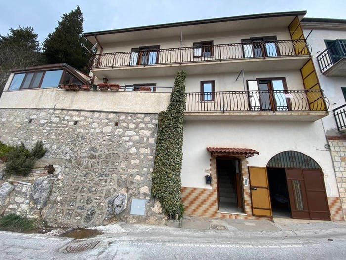 Casa con 6 locali in vendita in Via Vittorio Emanuele, Sant'angelo In Grotte, Santa Maria del Molise