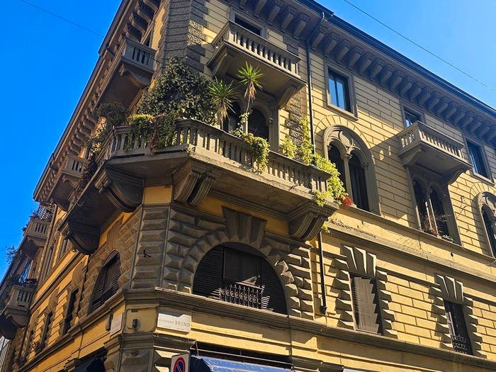 Appartamento quadrilocale in vendita in Via Giordano Bruno, Paolo Sarpi, Milano