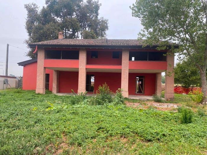 Casa con 5 locali in vendita in Via La Spezia, Villetta, Parma