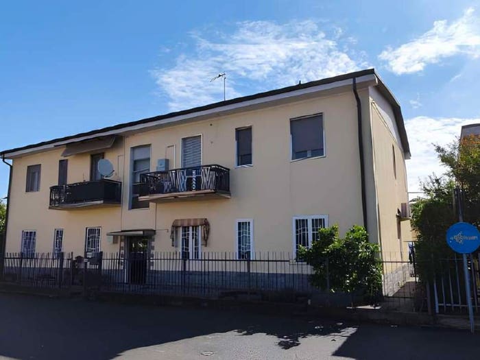 Appartamento trilocale in vendita in Via Antonio Gramsci, Centro, Lodi Vecchio