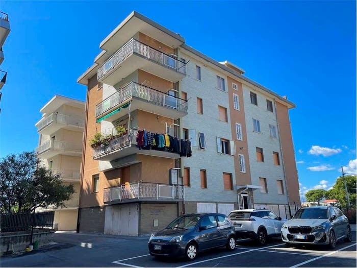 Appartamento trilocale in vendita in Via Orti del Largo, Centro, Ceriale
