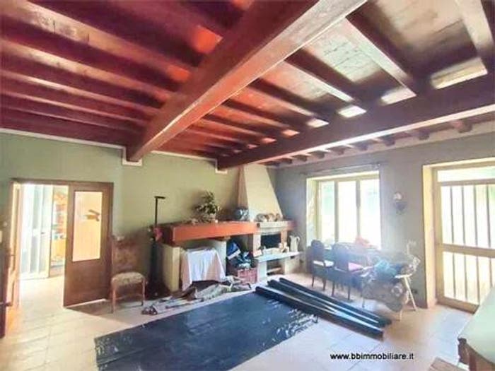 Casa con 5 locali in vendita in Via Generale Paolo Solaroli, Centro, Villarboit