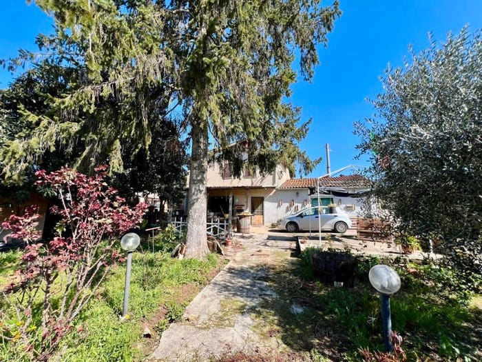Casa bilocale in vendita in Via Prenestina Antica, Gallicano nel Lazio