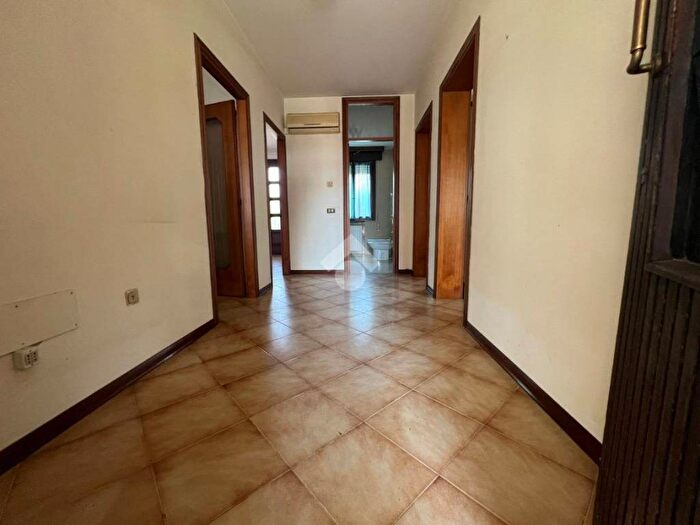 Appartamento con 6 locali in vendita in Via montagnon, Piove di Sacco
