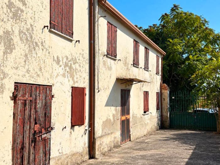 Casa quadrilocale in vendita in Via Aganoor, Arquà Petrarca