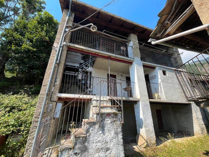 Casa trilocale in vendita in Strada senza nome, Centro, Frassinetto