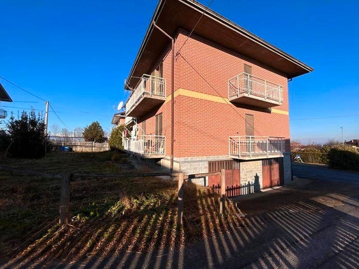 Appartamento quadrilocale in vendita in Via Circonvallazione, Centro, Beinette
