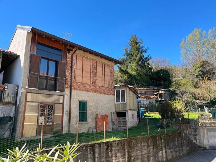 Casa trilocale in vendita in Via Teresa Prevosti, Centro, Sirtori
