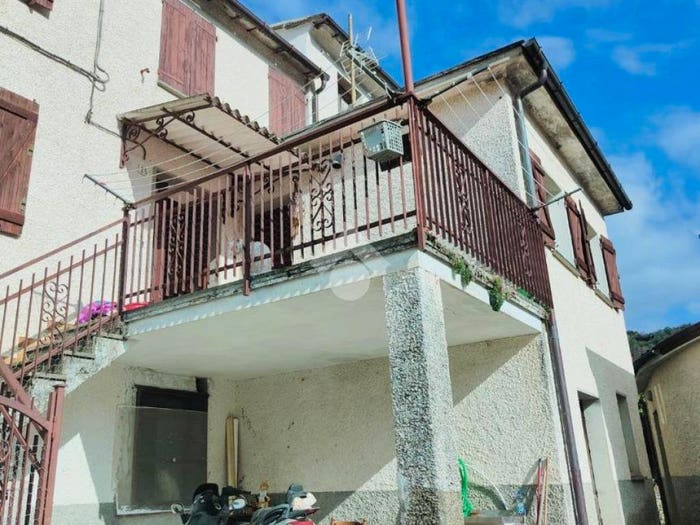 Casa quadrilocale in vendita in Via S Biagio, Ne