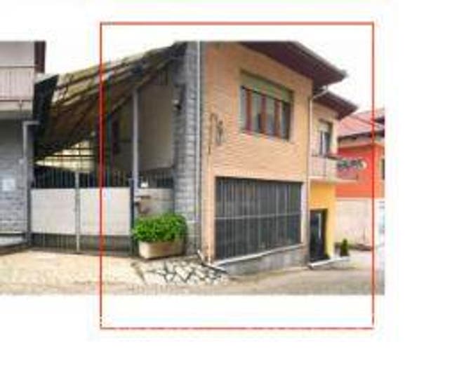 Casa con 6 locali in vendita in Piazza S Secondo, Vallo Torinese