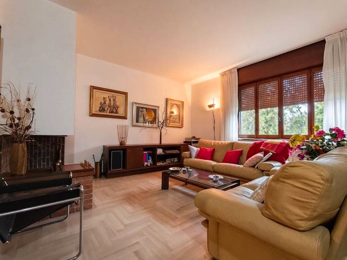 Casa con 6 locali in vendita in Via Fornace Vecchia, Caorso
