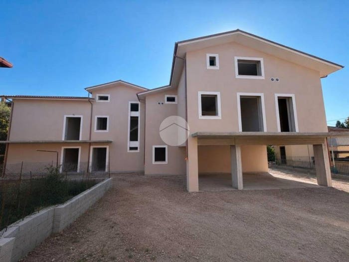 Appartamento bilocale in vendita in Via martiri della resistenza, Passo Corese, Fara in Sabina